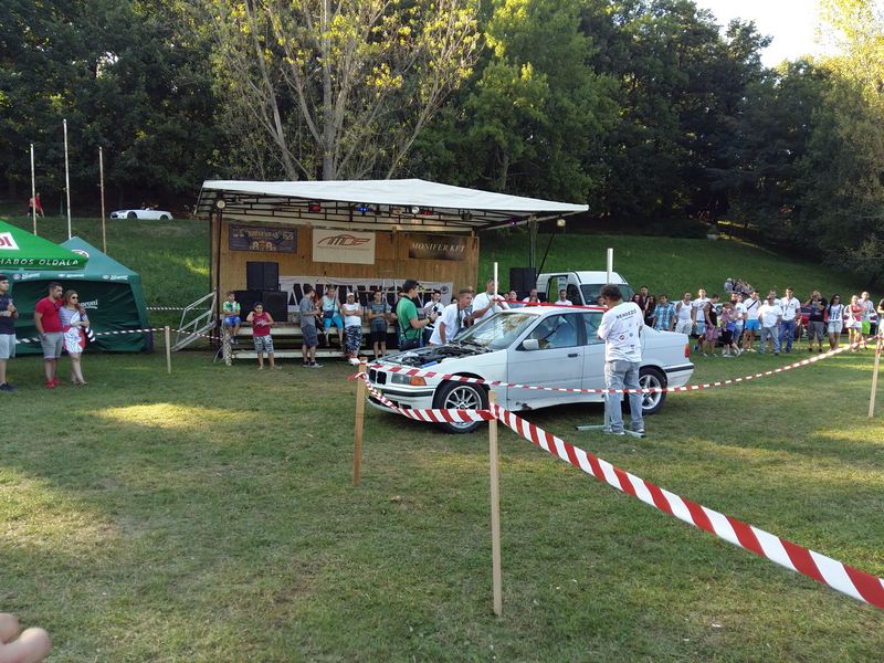 Autós bemutató rendezvény